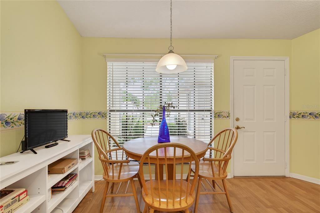 Active With Contract: $210,000 (2 beds, 2 baths, 1200 Square Feet)