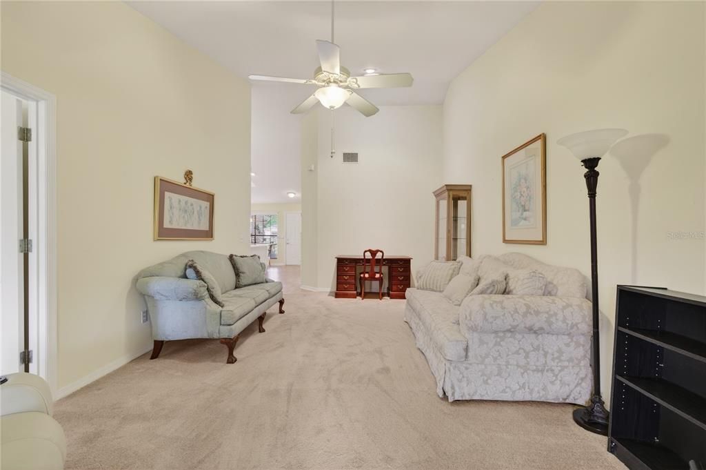 Active With Contract: $210,000 (2 beds, 2 baths, 1200 Square Feet)