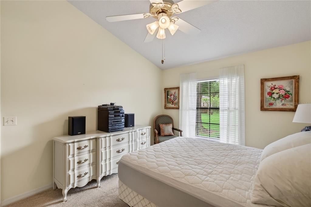 Active With Contract: $210,000 (2 beds, 2 baths, 1200 Square Feet)
