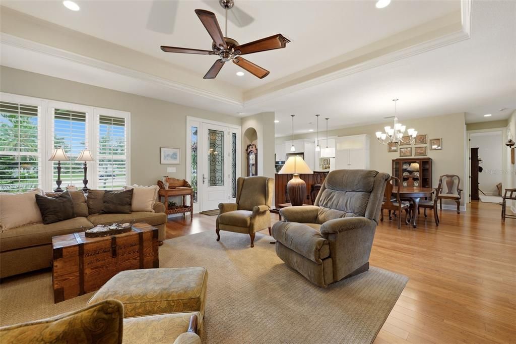 For Sale: $1,390,000 (3 beds, 3 baths, 2213 Square Feet)
