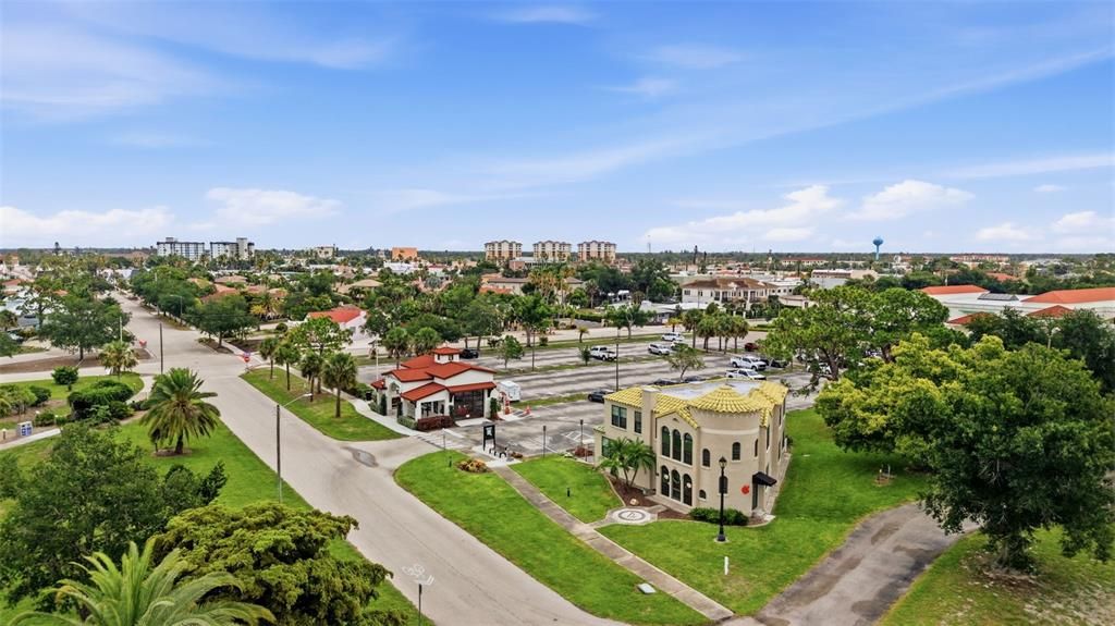 For Sale: $1,390,000 (3 beds, 3 baths, 2213 Square Feet)