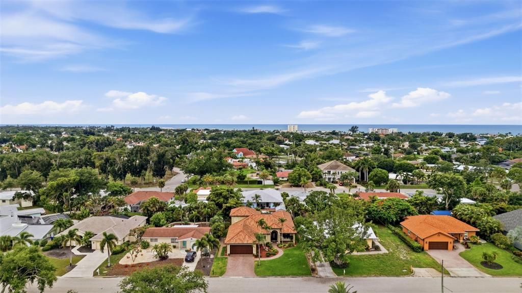 For Sale: $1,390,000 (3 beds, 3 baths, 2213 Square Feet)
