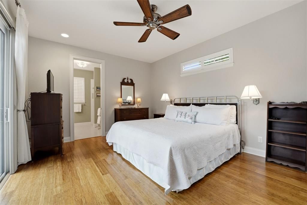 For Sale: $1,390,000 (3 beds, 3 baths, 2213 Square Feet)