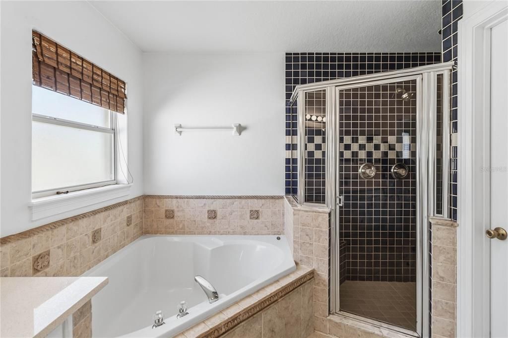Active With Contract: $425,000 (4 beds, 3 baths, 2233 Square Feet)