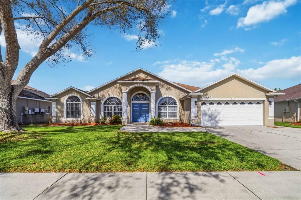 Active With Contract: $425,000 (4 beds, 3 baths, 2233 Square Feet)