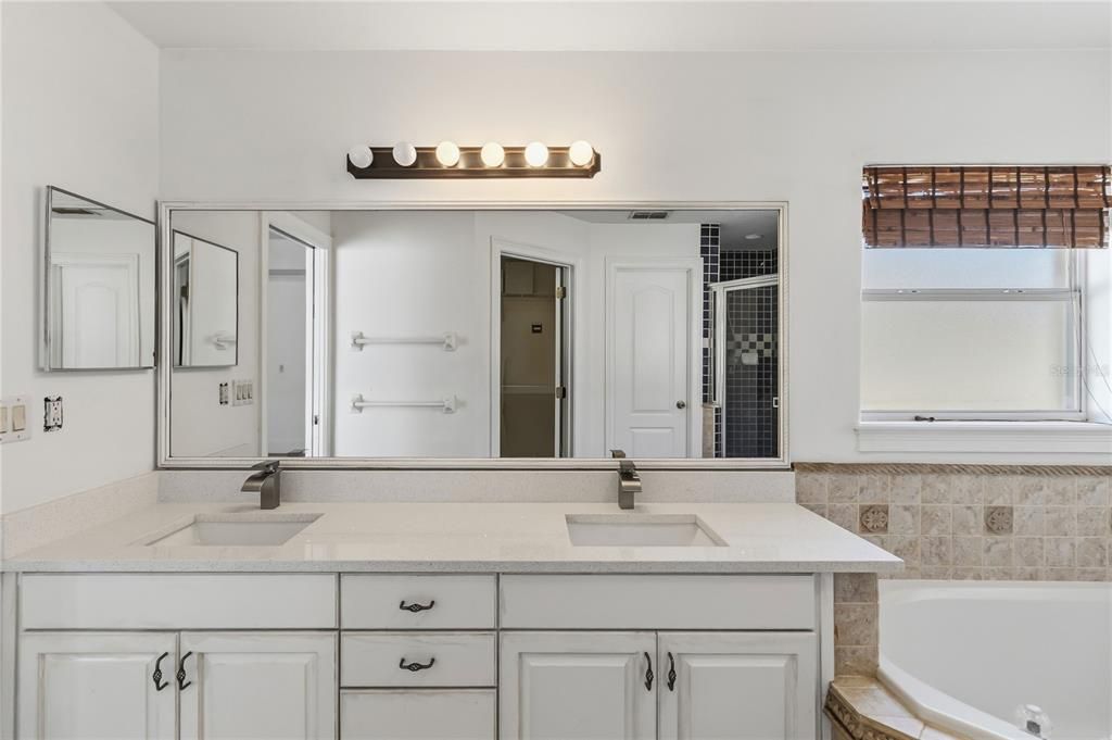 Active With Contract: $425,000 (4 beds, 3 baths, 2233 Square Feet)