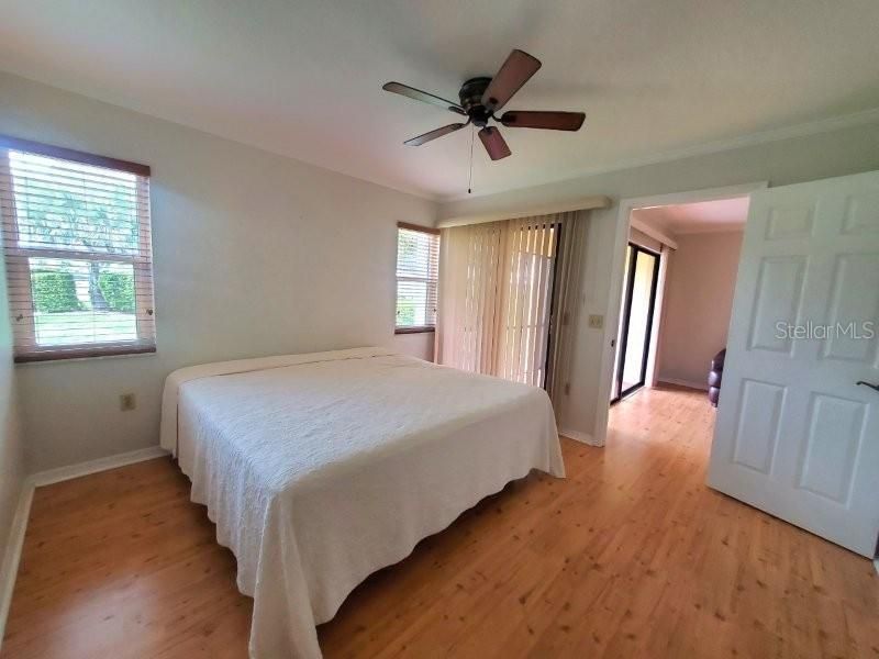 В аренду: $1,450 (2 спален, 1 ванн, 826 Квадратных фут)