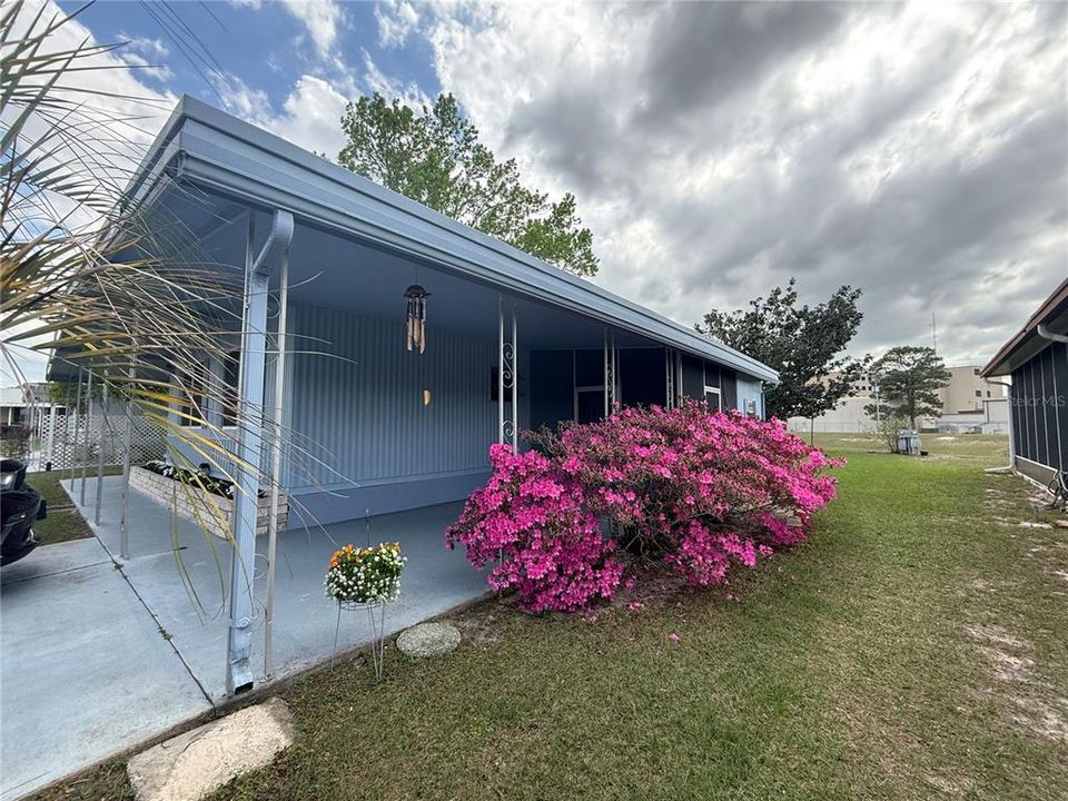 For Sale: $154,900 (2 beds, 2 baths, 1200 Square Feet)