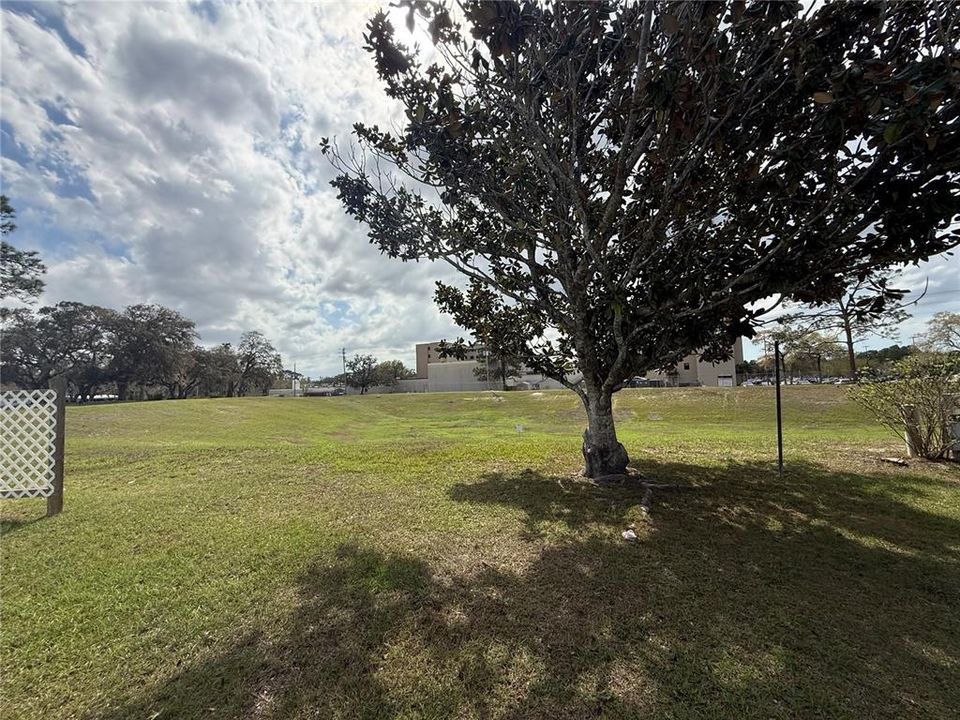 For Sale: $154,900 (2 beds, 2 baths, 1200 Square Feet)