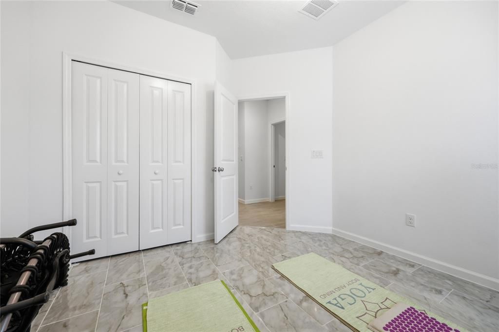 待售: $302,500 (3 贝兹, 2 浴室, 1779 平方英尺)