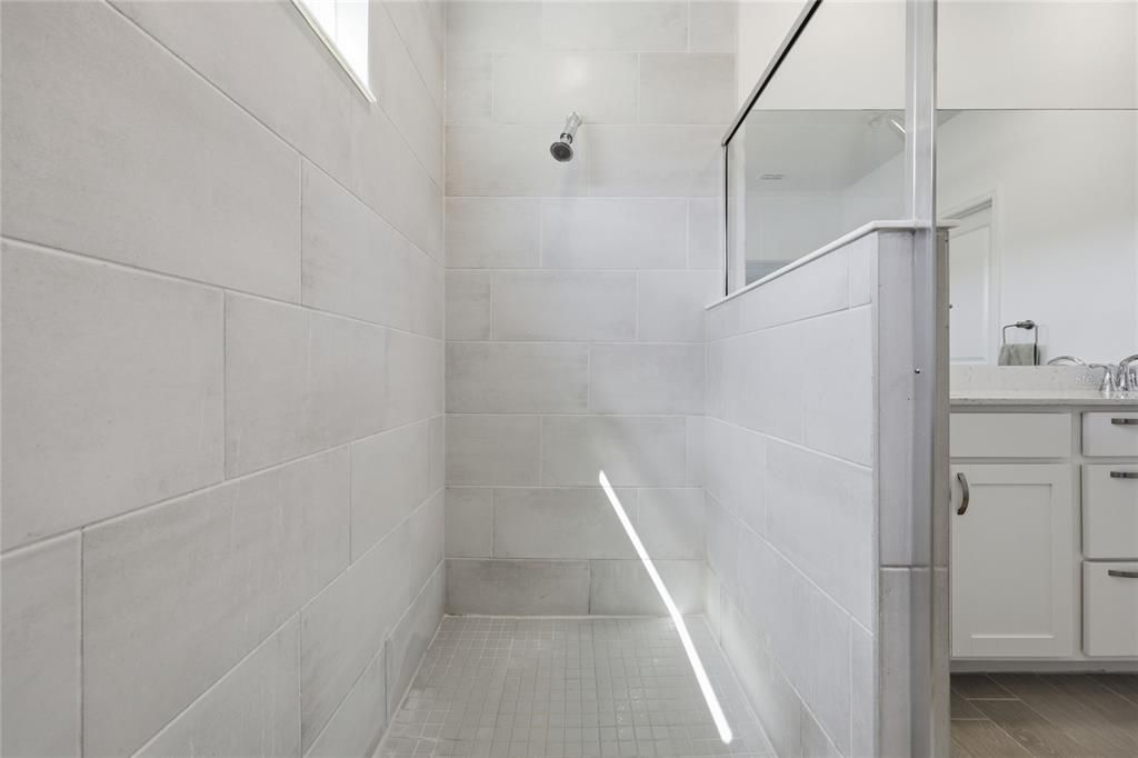 待售: $302,500 (3 贝兹, 2 浴室, 1779 平方英尺)