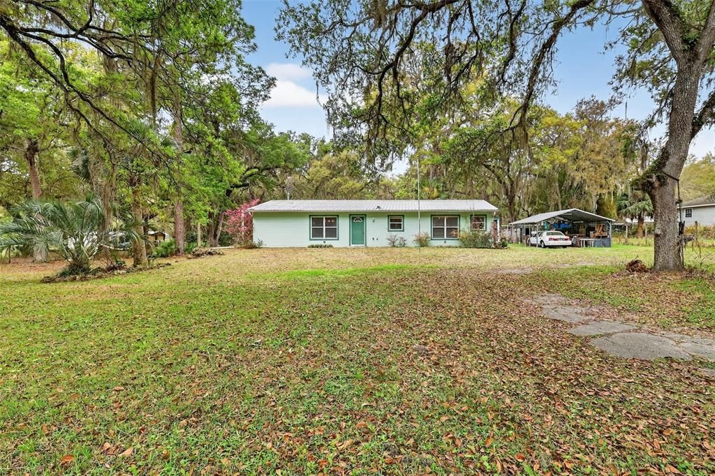 Activo con contrato: $350,000 (3 camas, 2 baños, 1400 Pies cuadrados)
