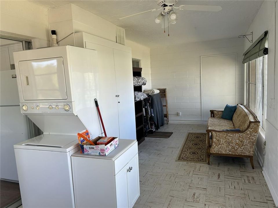 En Venta: $99,500 (2 camas, 1 baños, 875 Pies cuadrados)