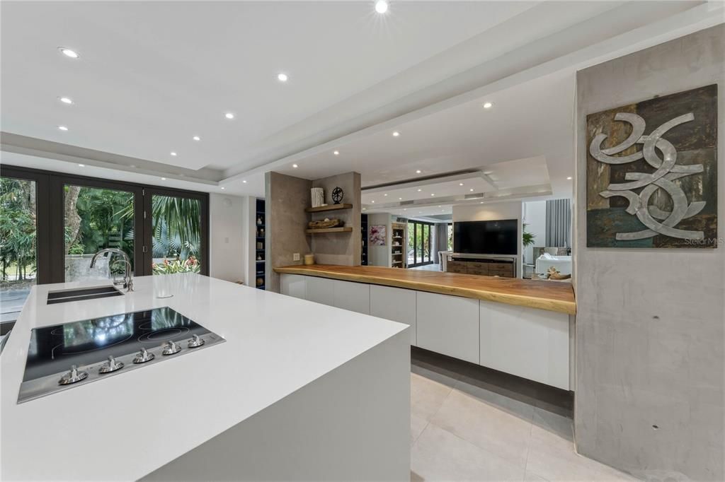 En Venta: $10,700,000 (6 camas, 7 baños, 8095 Pies cuadrados)