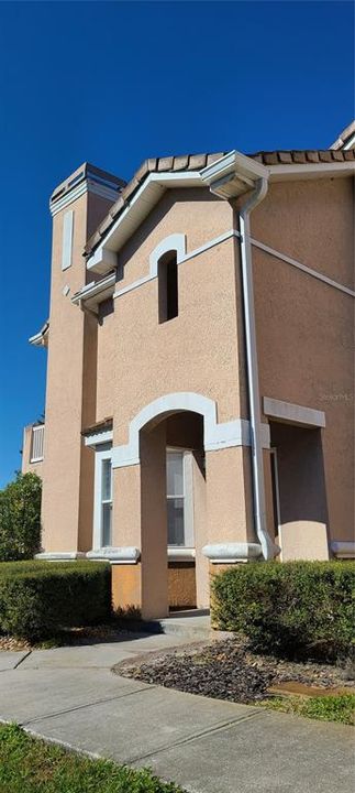 En Venta: $168,000 (2 camas, 2 baños, 1353 Pies cuadrados)