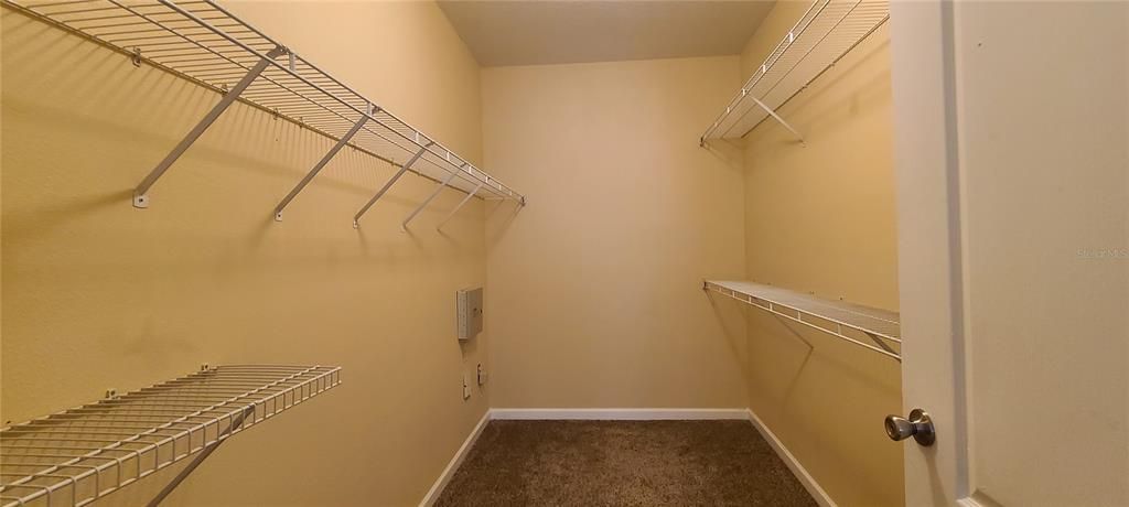 En Venta: $168,000 (2 camas, 2 baños, 1353 Pies cuadrados)