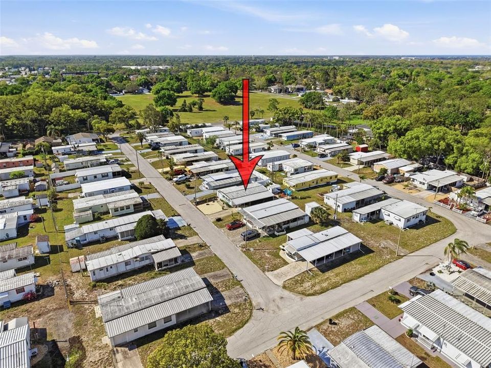 Active With Contract: $147,900 (2 beds, 2 baths, 1056 Square Feet)