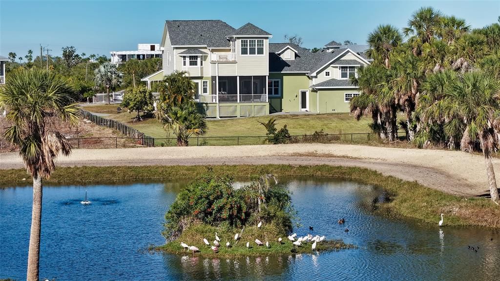 For Sale: $1,499,999 (3 beds, 3 baths, 4055 Square Feet)
