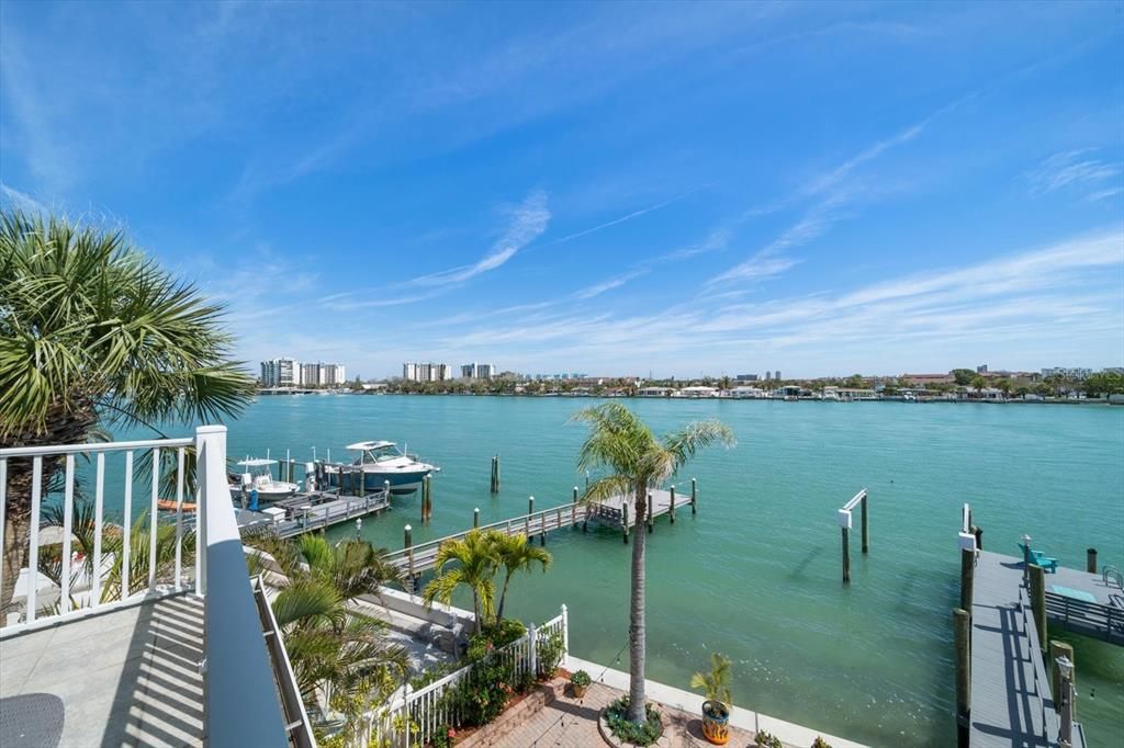 En Venta: $2,550,000 (3 camas, 2 baños, 2823 Pies cuadrados)