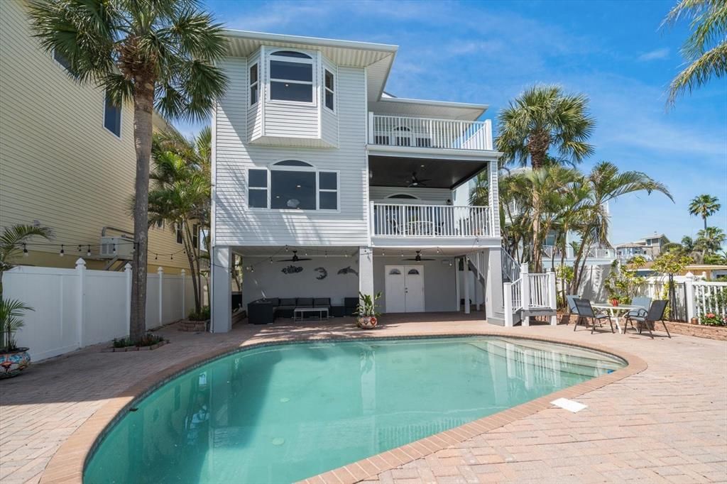 En Venta: $2,550,000 (3 camas, 2 baños, 2823 Pies cuadrados)