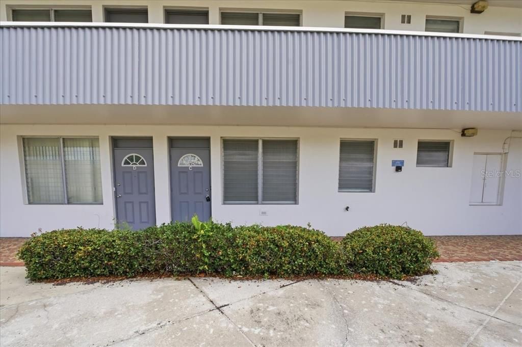 For Sale: $75,000 (1 beds, 1 baths, 875 Square Feet)