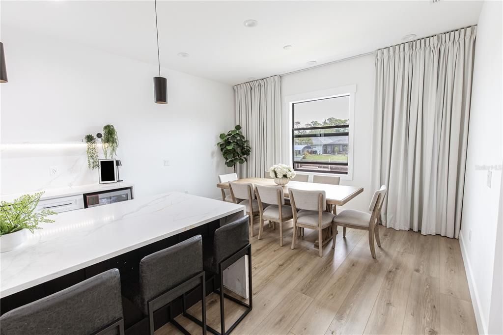For Sale: $550,000 (3 beds, 2 baths, 1950 Square Feet)
