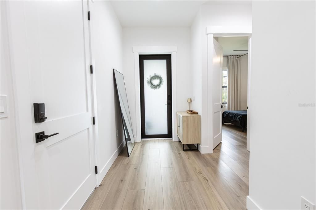 For Sale: $550,000 (3 beds, 2 baths, 1950 Square Feet)