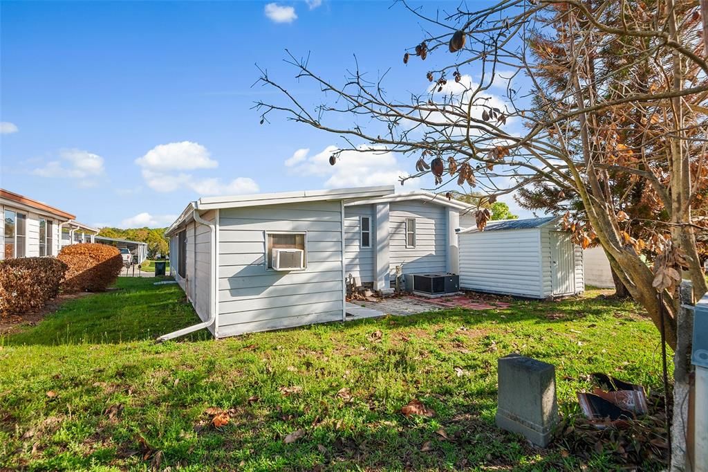 For Sale: $139,000 (2 beds, 2 baths, 1152 Square Feet)