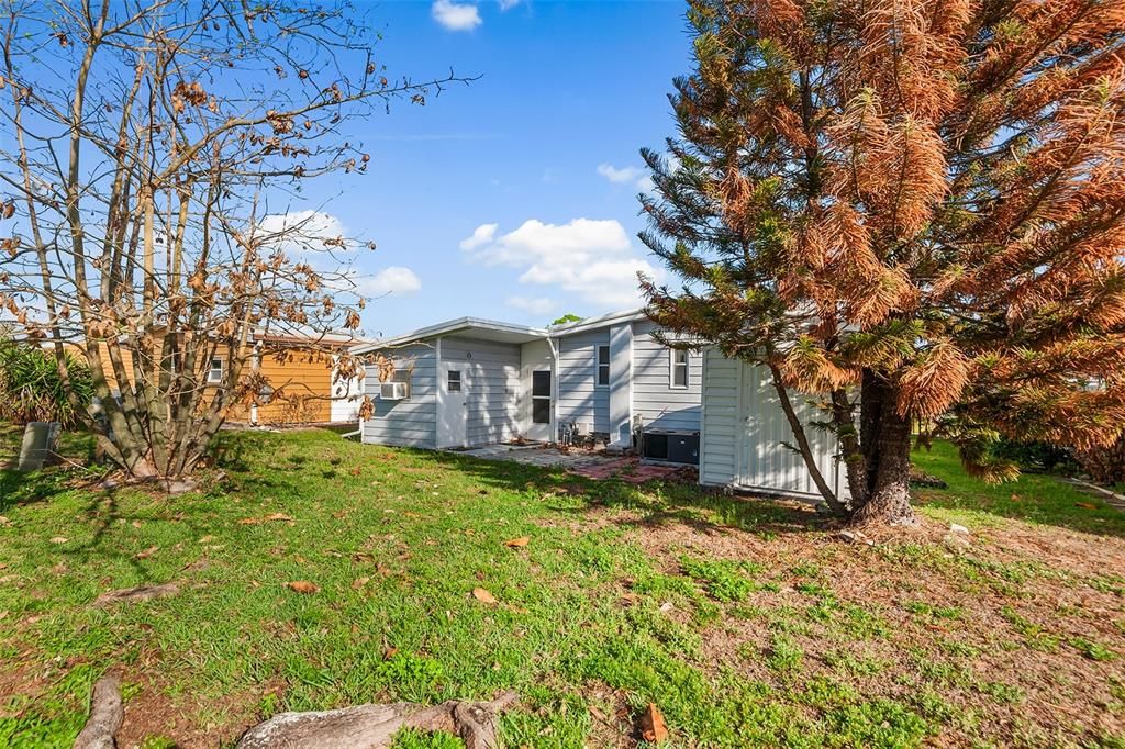 For Sale: $139,000 (2 beds, 2 baths, 1152 Square Feet)