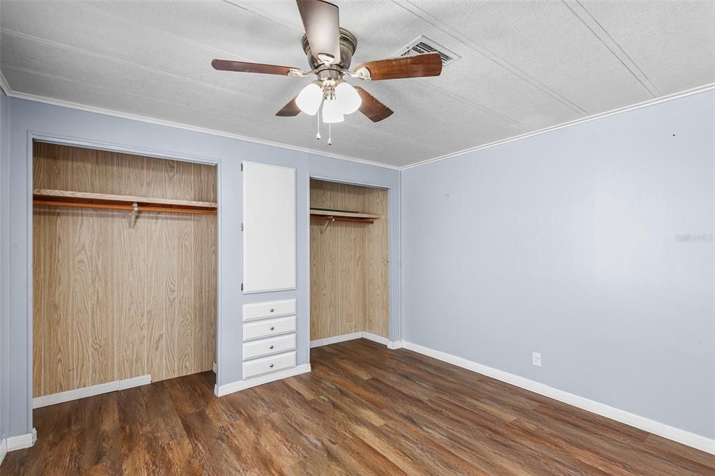 For Sale: $139,000 (2 beds, 2 baths, 1152 Square Feet)