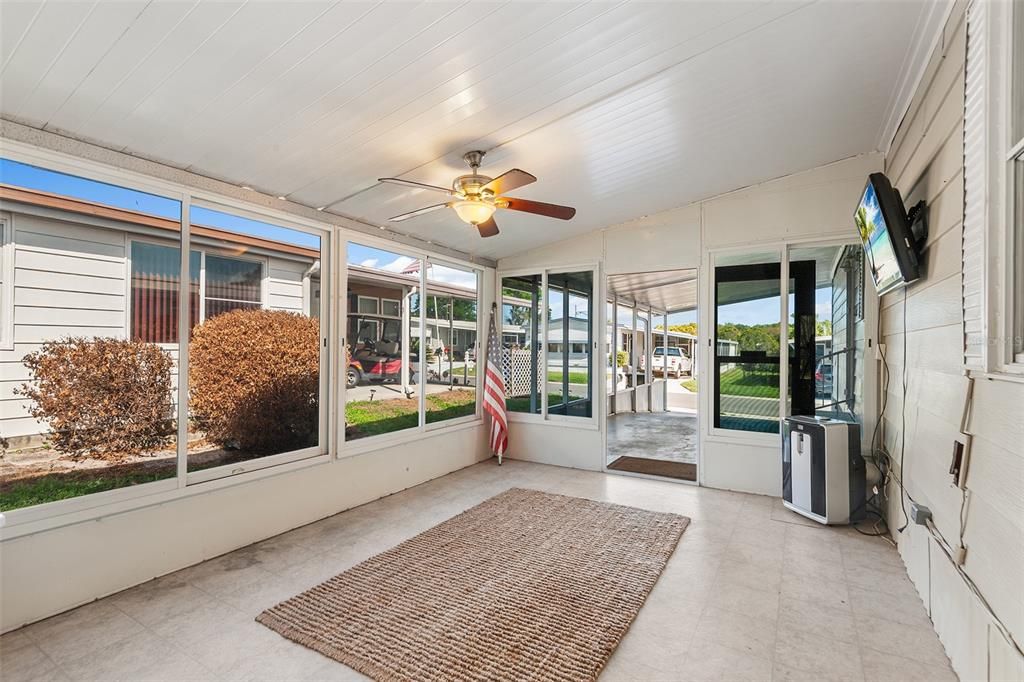 For Sale: $139,000 (2 beds, 2 baths, 1152 Square Feet)