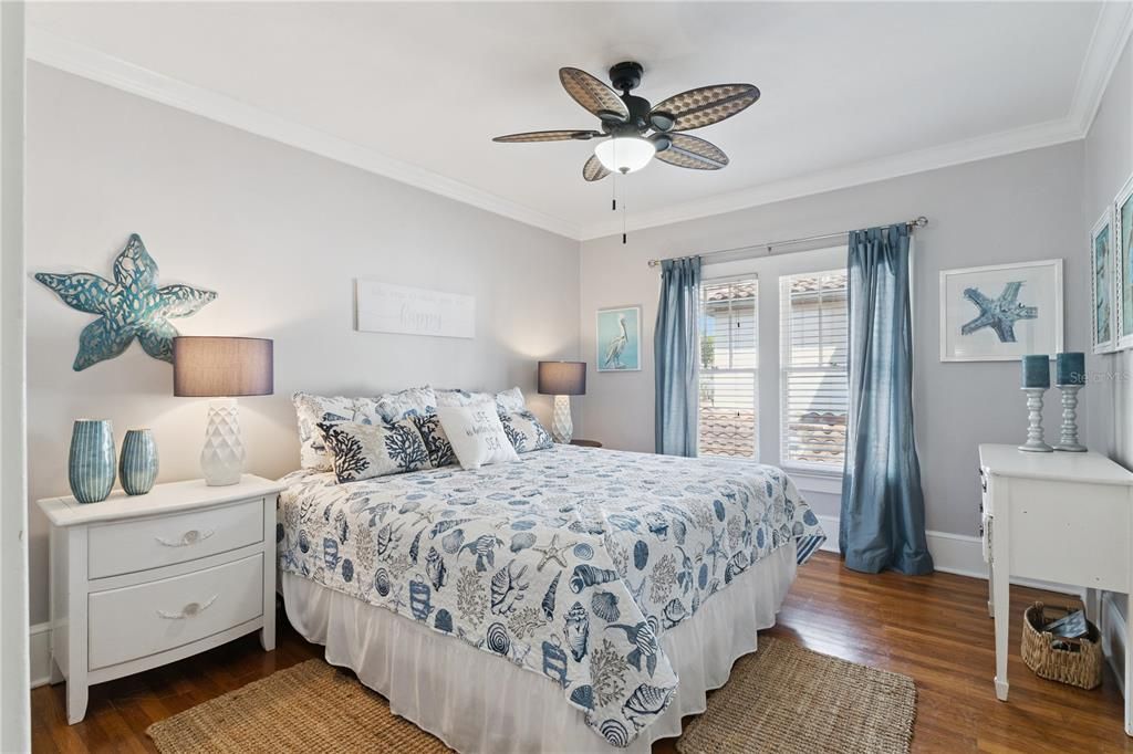 Active With Contract: $995,900 (4 beds, 3 baths, 2712 Square Feet)