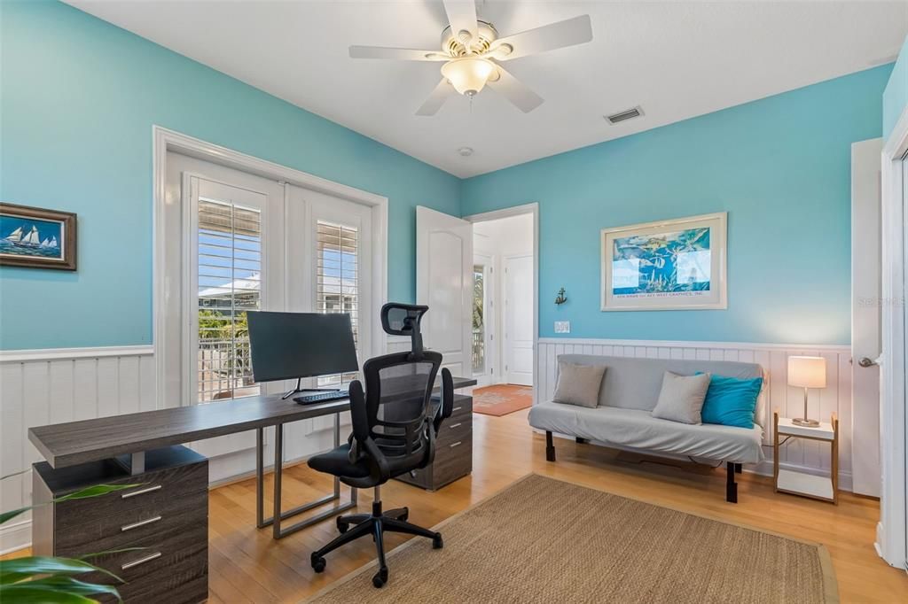 For Sale: $1,929,000 (4 beds, 3 baths, 2537 Square Feet)