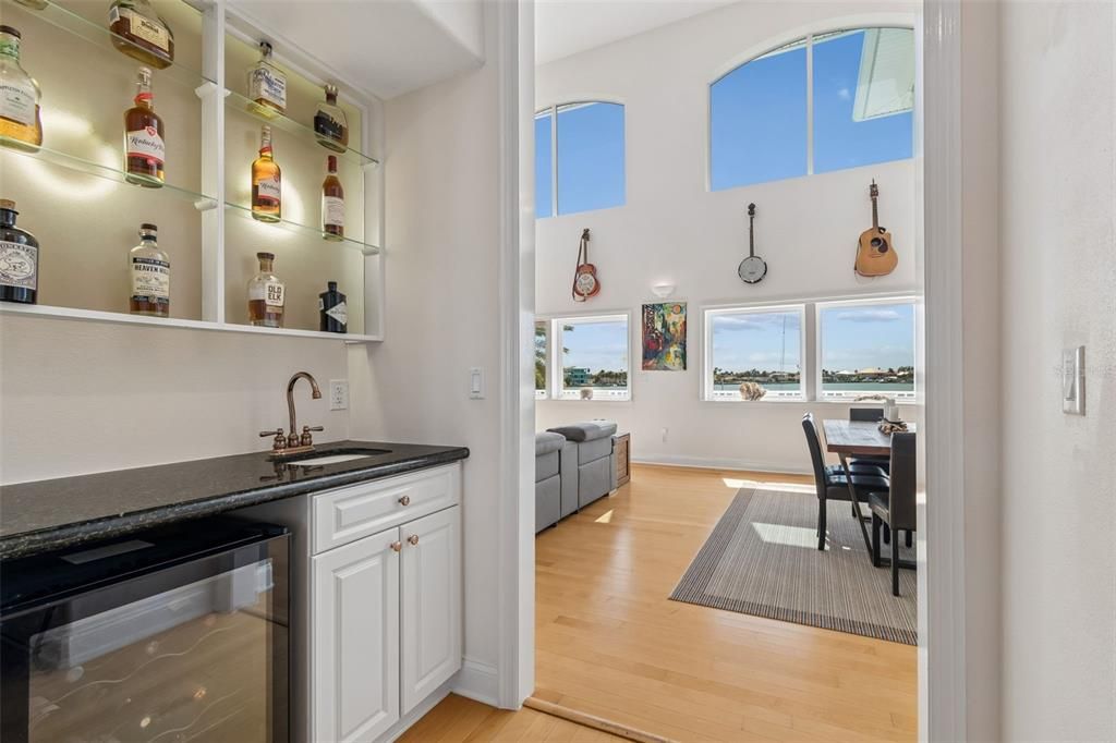 For Sale: $1,929,000 (4 beds, 3 baths, 2537 Square Feet)