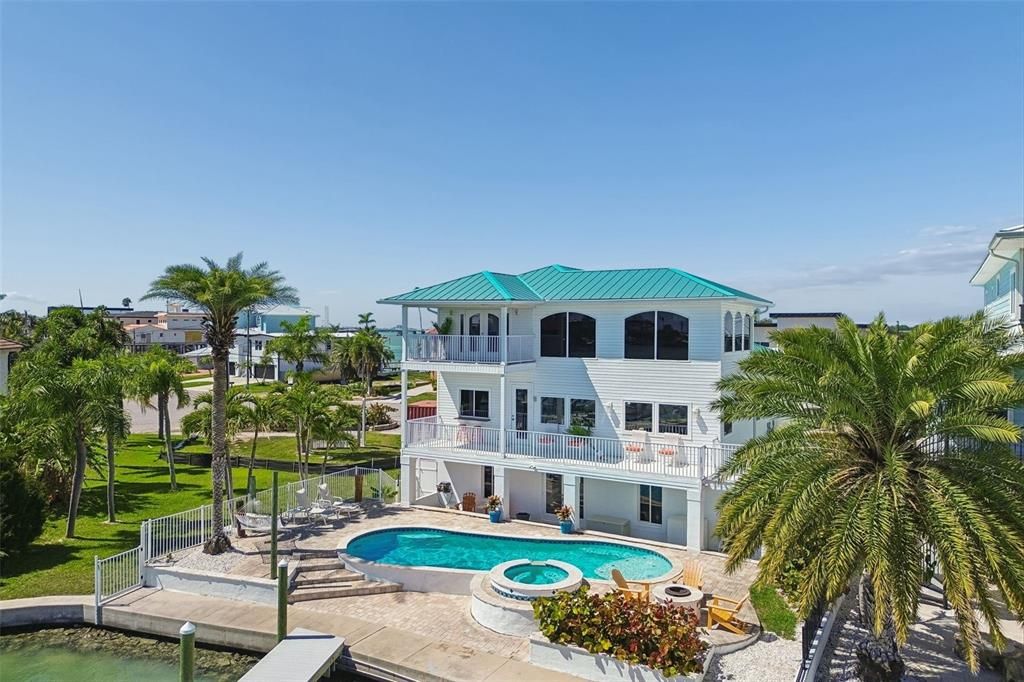 For Sale: $1,929,000 (4 beds, 3 baths, 2537 Square Feet)