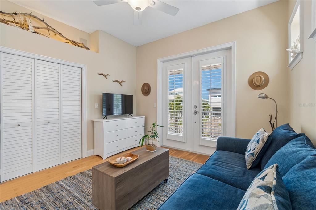 For Sale: $1,929,000 (4 beds, 3 baths, 2537 Square Feet)