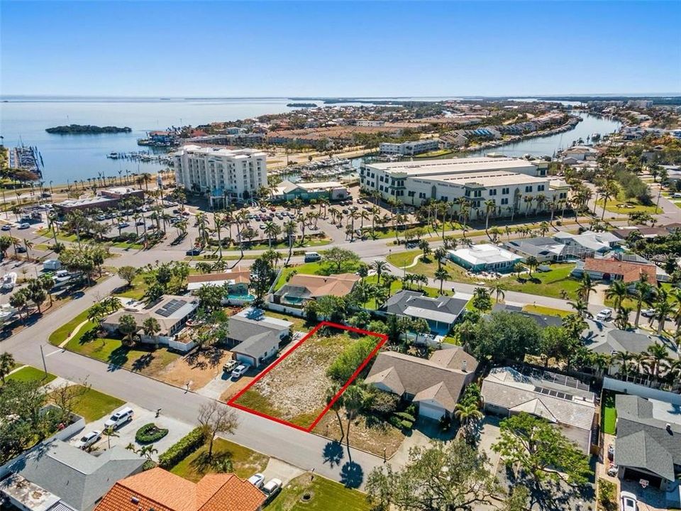 For Sale: $475,000 (0.18 acres)