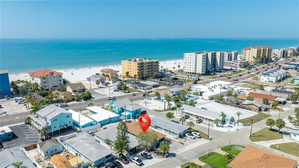 На продажу: $799,999 (9 спален, 0 ванн, 1572 Квадратных фут)