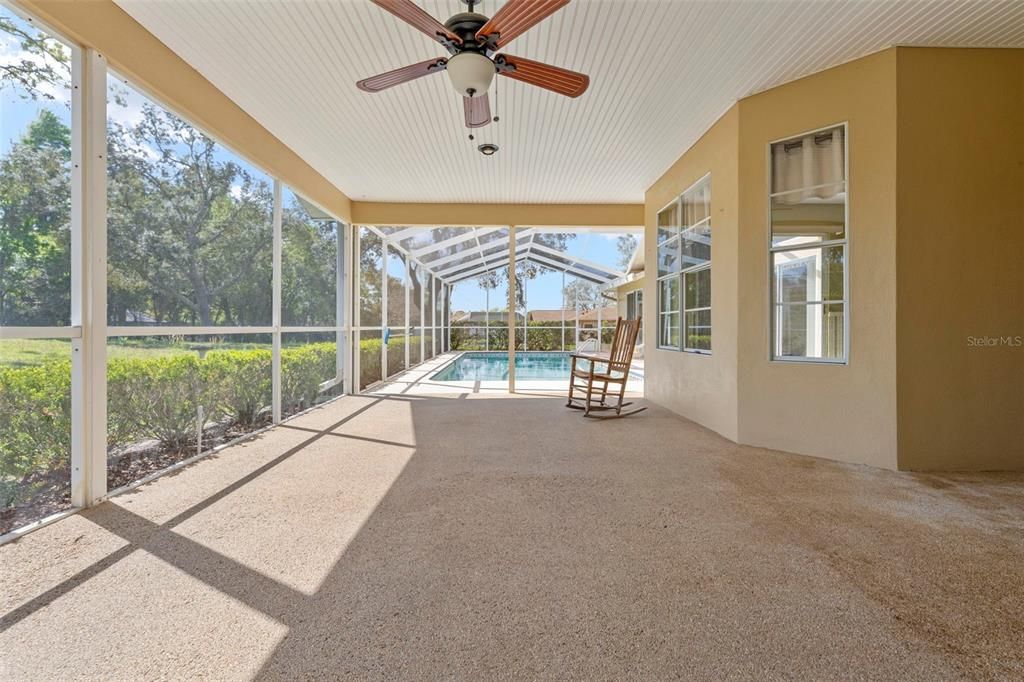 Active With Contract: $399,900 (3 beds, 3 baths, 2137 Square Feet)