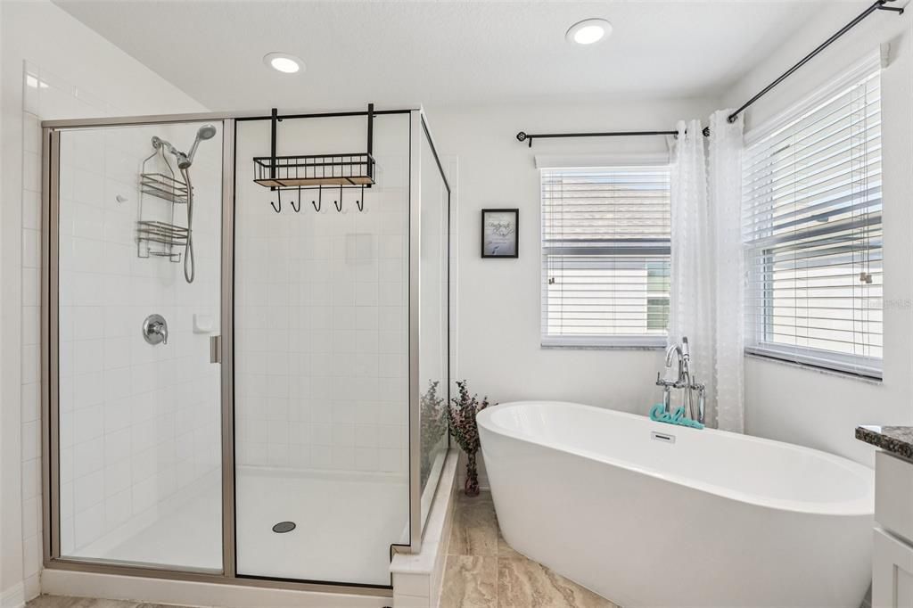 Active With Contract: $620,000 (4 beds, 2 baths, 2601 Square Feet)
