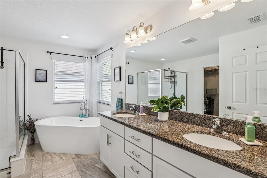 Active With Contract: $620,000 (4 beds, 2 baths, 2601 Square Feet)