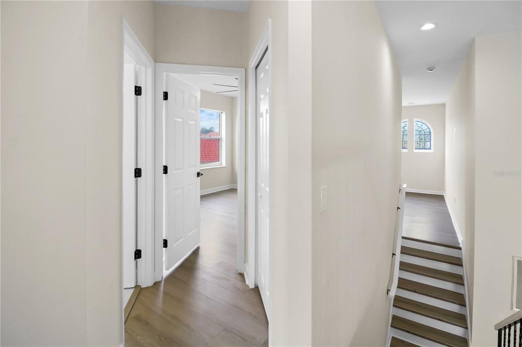 Activo con contrato: $970,000 (3 camas, 2 baños, 2674 Pies cuadrados)