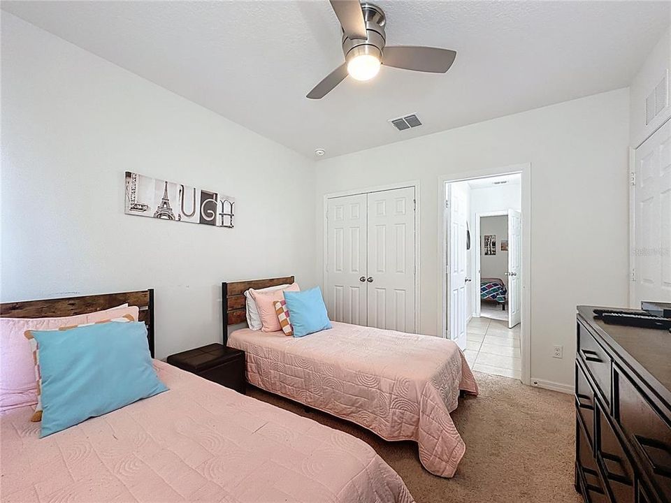 For Sale: $425,000 (4 beds, 3 baths, 1965 Square Feet)