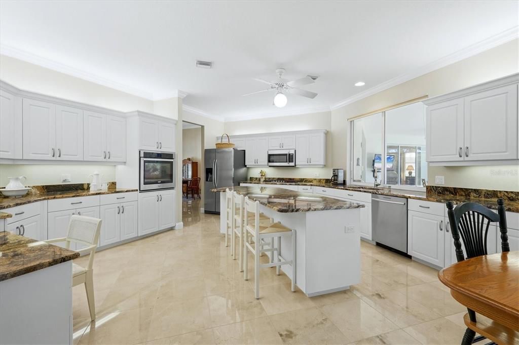 Active With Contract: $974,900 (3 beds, 3 baths, 3466 Square Feet)