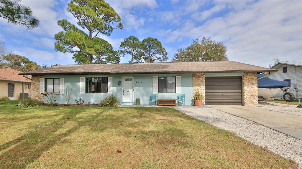 For Sale: $324,900 (3 beds, 2 baths, 1232 Square Feet)