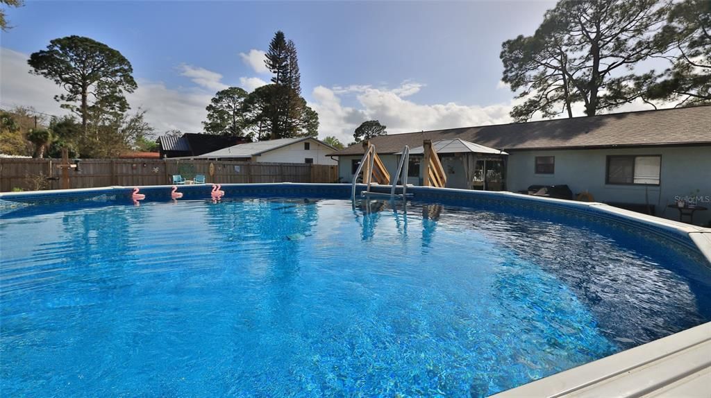 For Sale: $324,900 (3 beds, 2 baths, 1232 Square Feet)