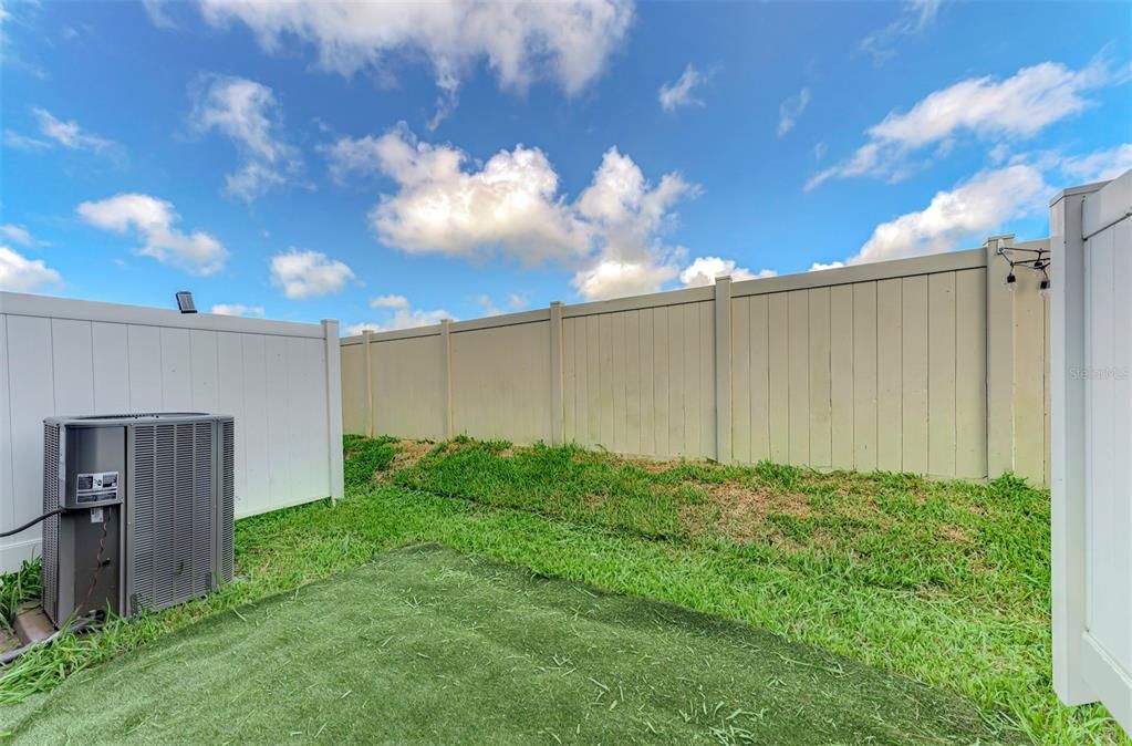 Active With Contract: $245,000 (2 beds, 2 baths, 1238 Square Feet)