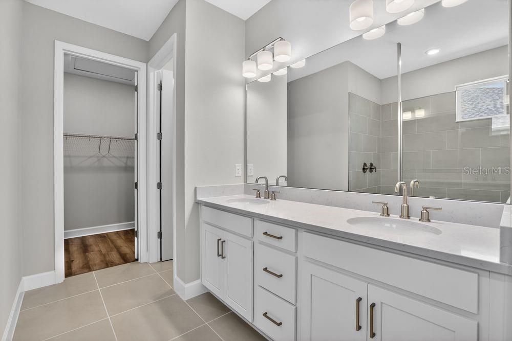 For Sale: $784,576 (5 beds, 3 baths, 3221 Square Feet)
