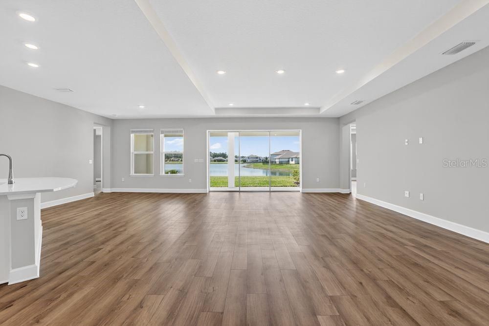 For Sale: $784,576 (5 beds, 3 baths, 3221 Square Feet)