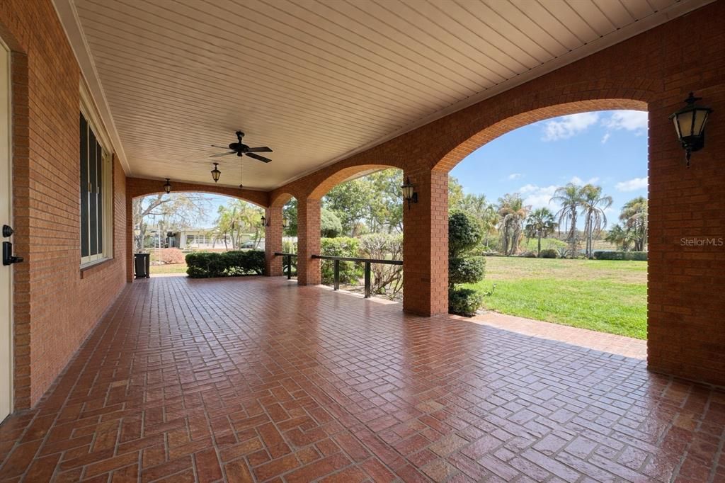 For Sale: $525,000 (4 beds, 4 baths, 2933 Square Feet)